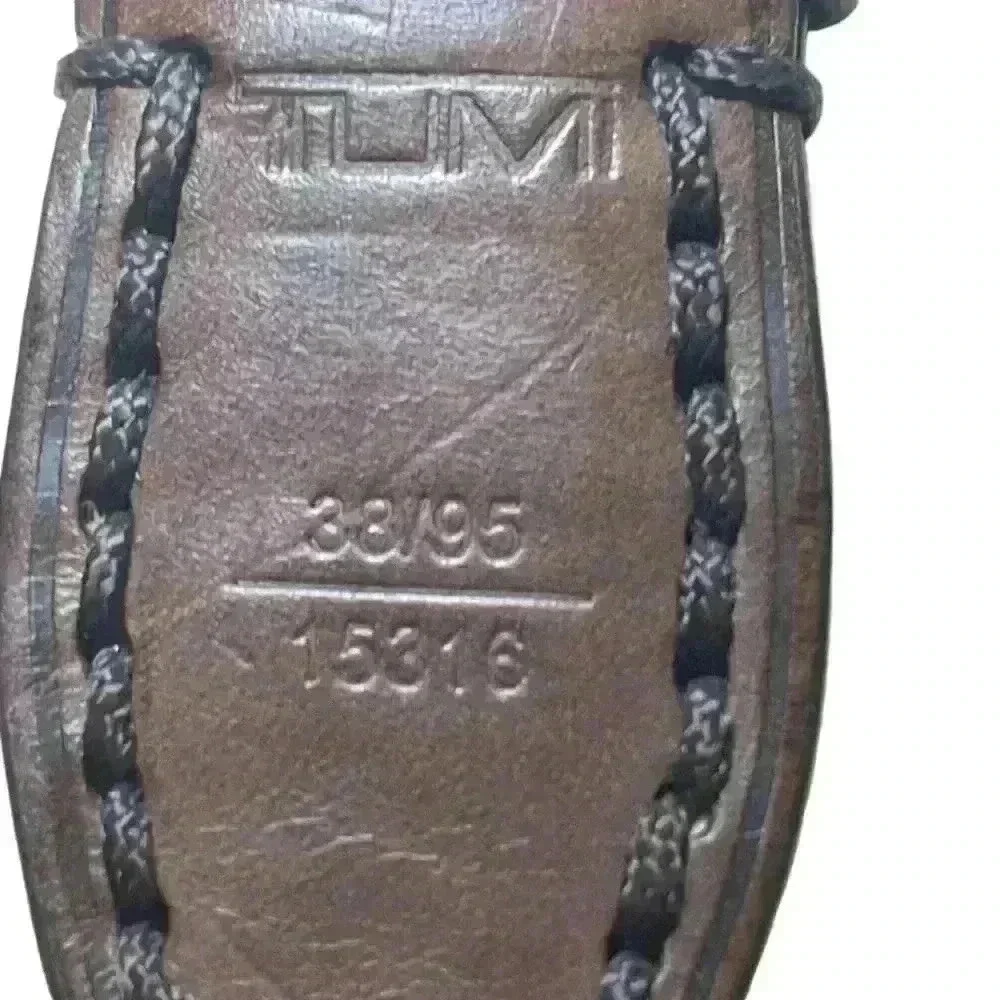 Tumi 35